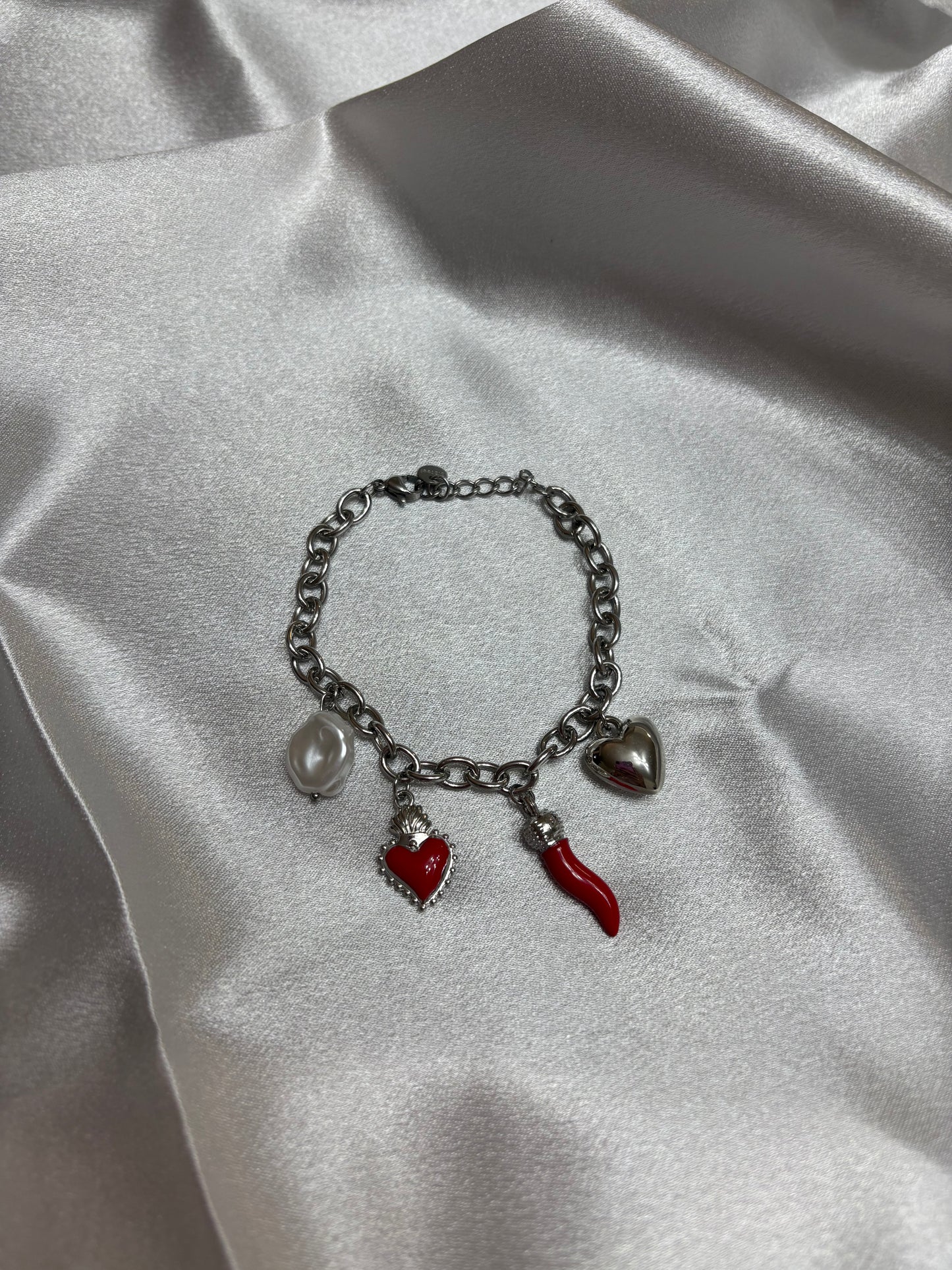 Bracciale portafortuna "cuore d'acciaio"