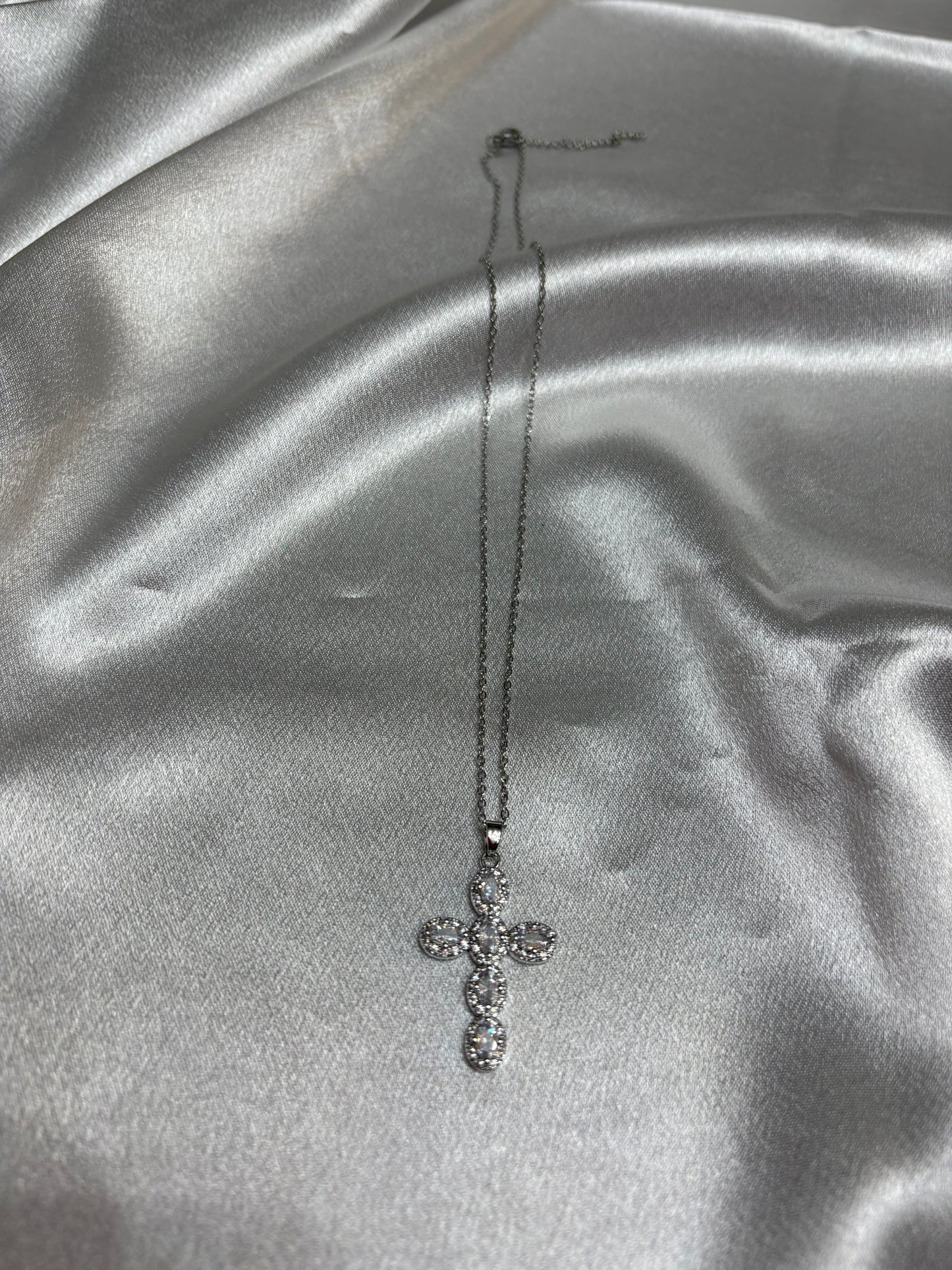 Collana croce di luce