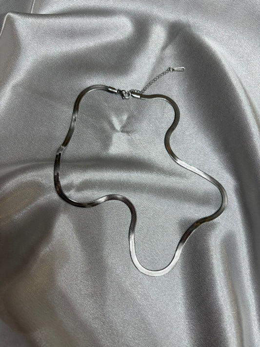 Collana ondina